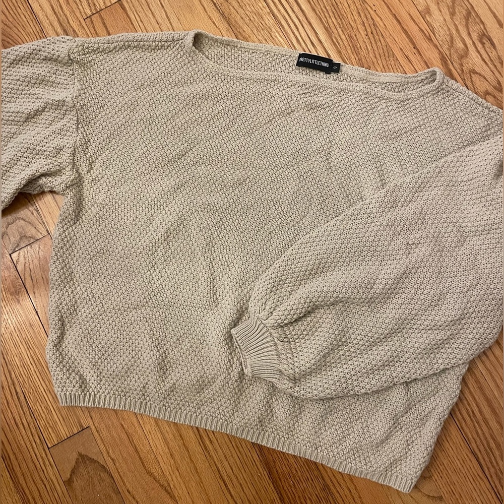 Pretty little thing, size small, beige sweater